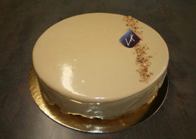 Dulcey* pomme : palet breton, pommes caramélisées, crémeux dulcey, mousse dulcey (6.00€/pers) *Dulcey = chocolat blanc caramélisé