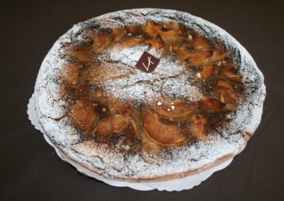 Tarte cassonade-pomme : pâte levée, cassonade, pomme (2.00€/pers)